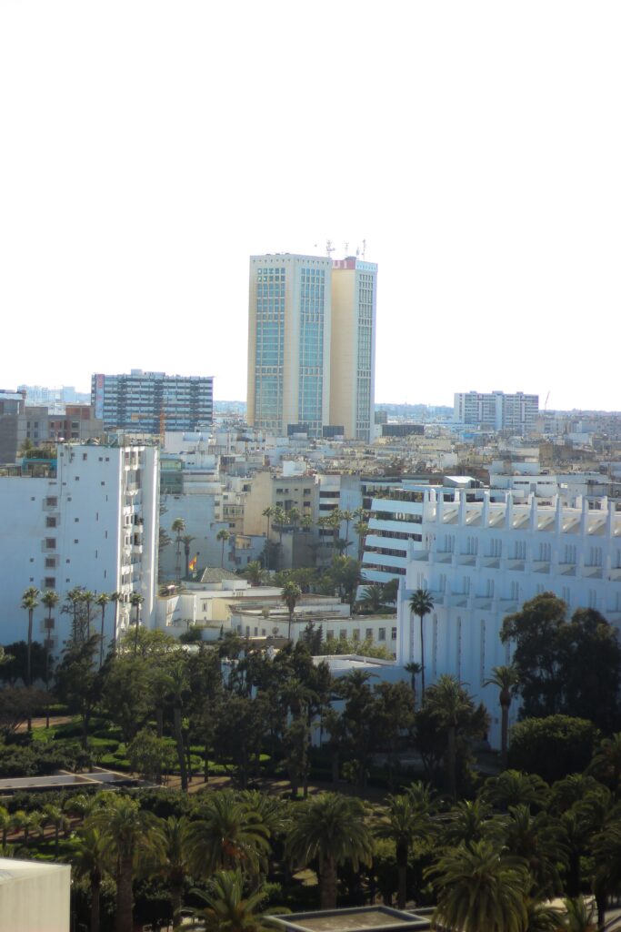 Transfert Casablanca Marrakech : skyline de Casablanca avec ses gratte-ciel